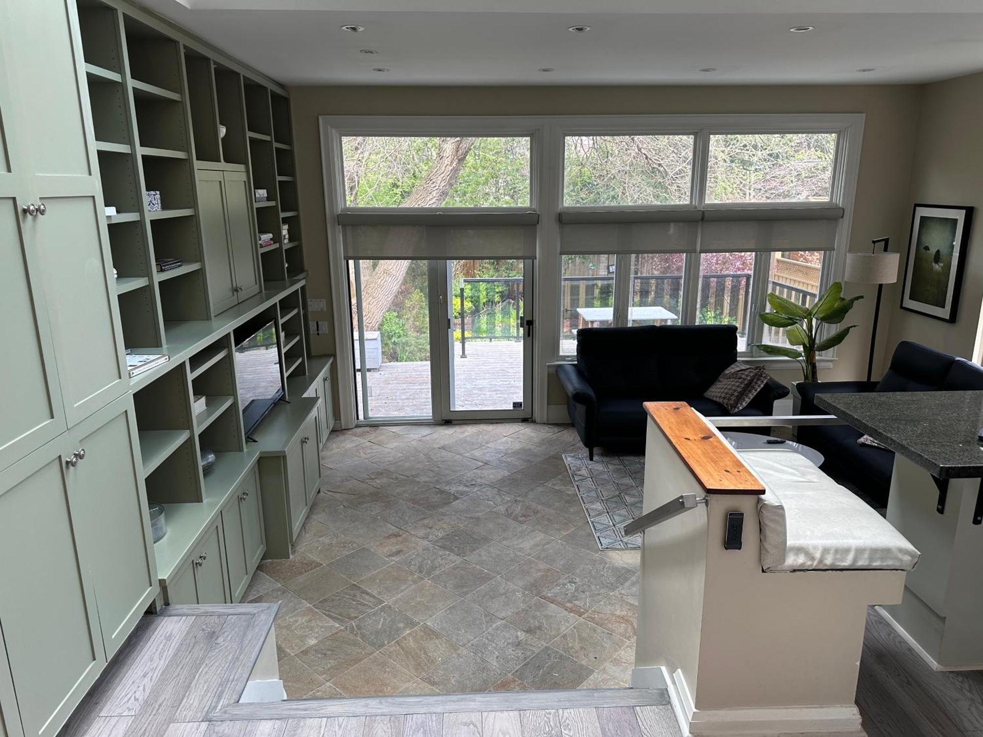 Double Bedroom On Up Or 3 Bedrooms In Basement Near Eglinton Subway Station Toronto Kültér fotó